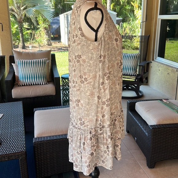 Loft Ruffle Shift - Picture 3 of 5